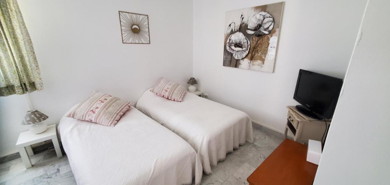 Superbe Rez De Jardin Dans Residence Au Calme Nice Luaran gambar